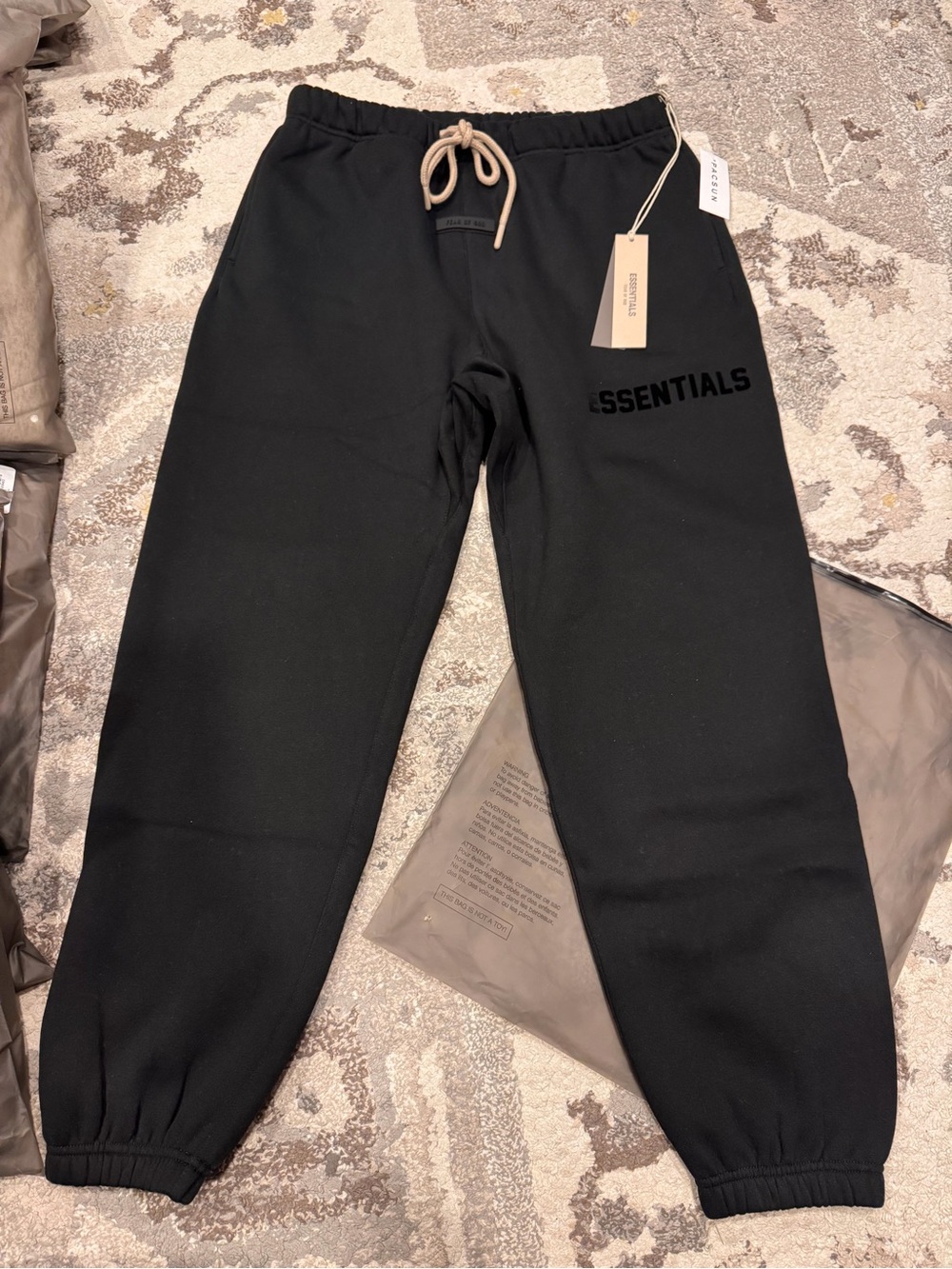 NWT ESSENTIALS JET Black Jogger Sweatpants with original bag